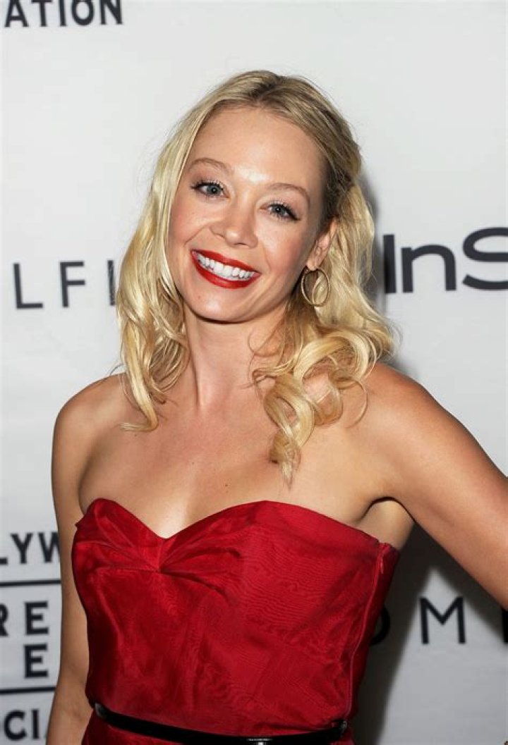 Alecia Holden - Net Worth, Age, Height, Birthday, Bio, Wiki!