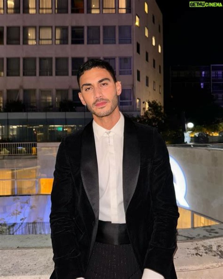 
Alejandro Speitzer- Wiki, Age, Height, Net Worth, Girlfriend, Ethnicity	
