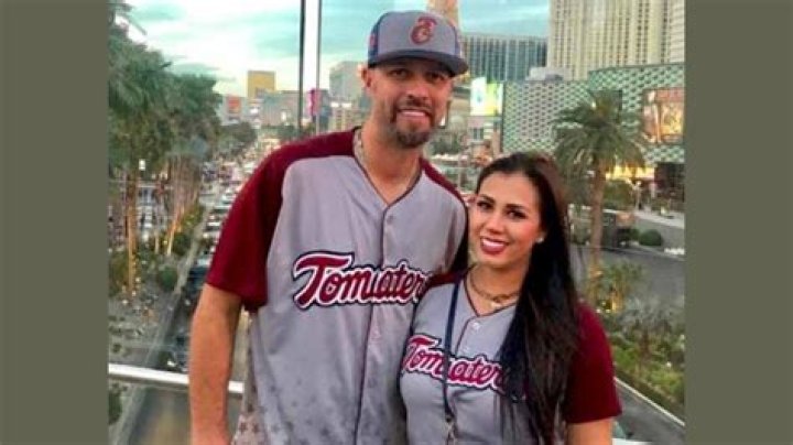 All you need to know about Esteban Loaiza