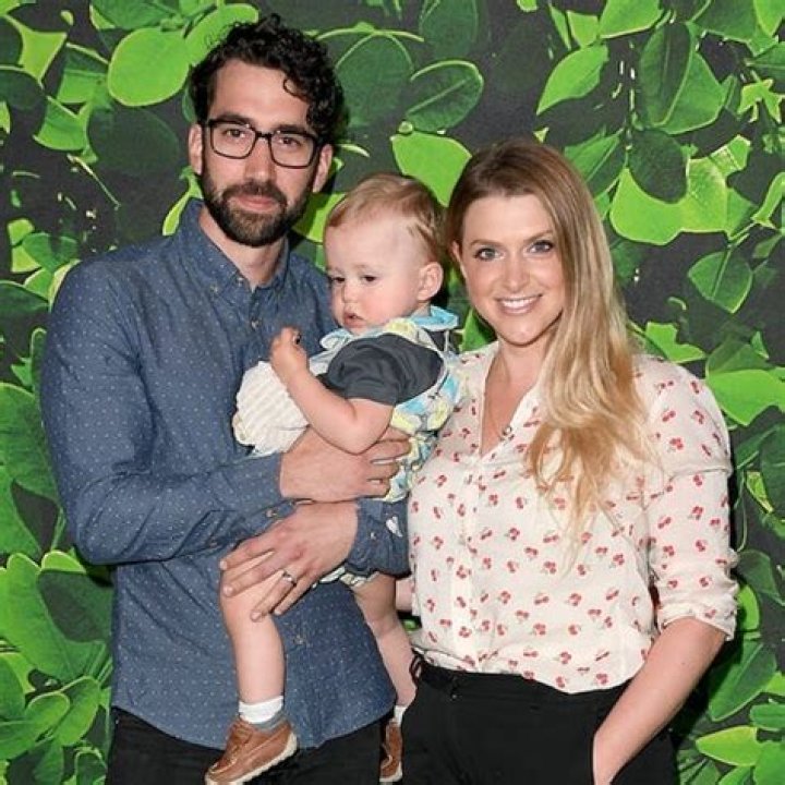 Anna Williamson’s Husband: Who is Anna Williamson Dating?