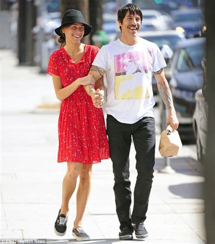 Anthony Kiedis’s Girlfriend: Who is Anthony Kiedis Dating?