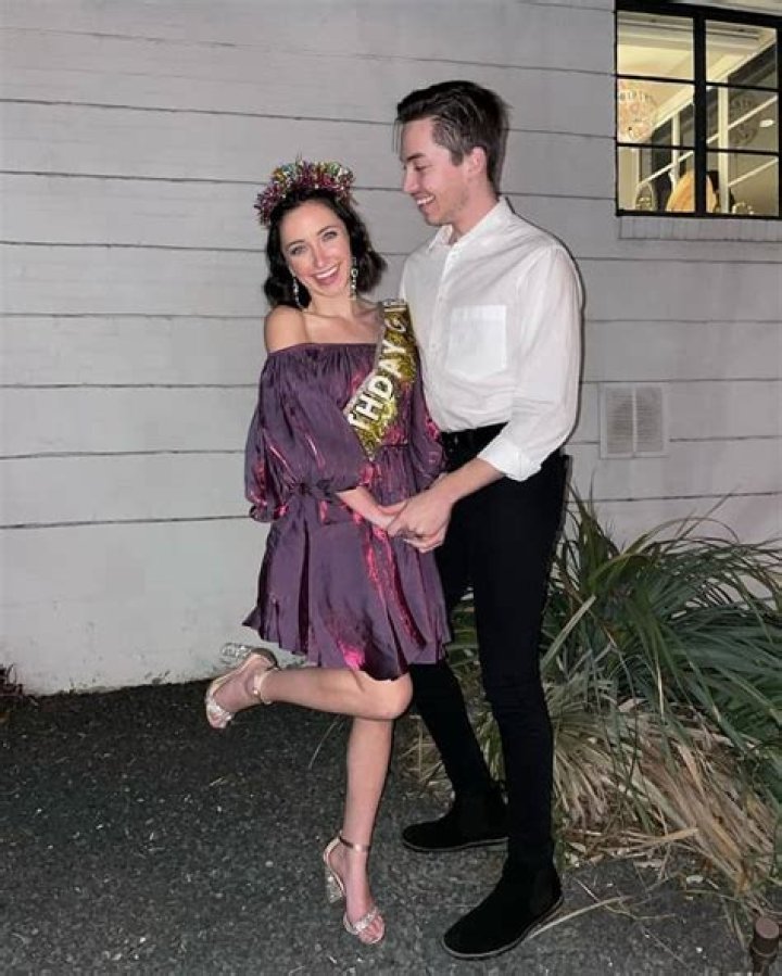 Asa Howard’s Girlfriend: Who is Asa Howard Dating?