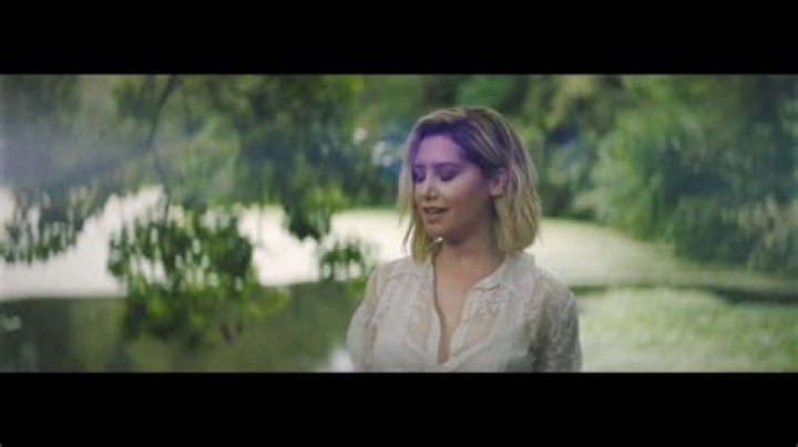 Ashley Tisdale Announces New Single 