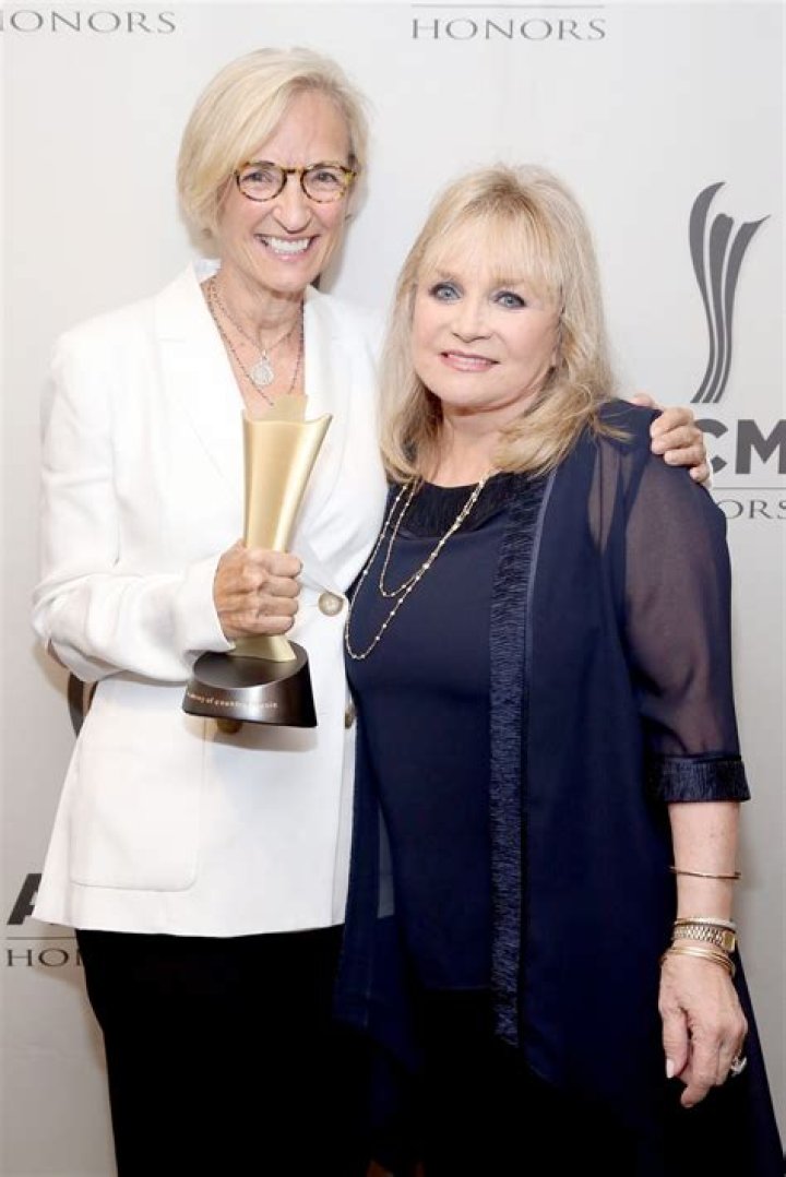 Barbara Mandrell- Wiki, Age, Height, Net Worth, Husband, Ethnicity