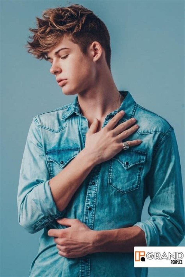Blake Gray Net Worth, Age, Height, Bio, Birthday, Wiki!