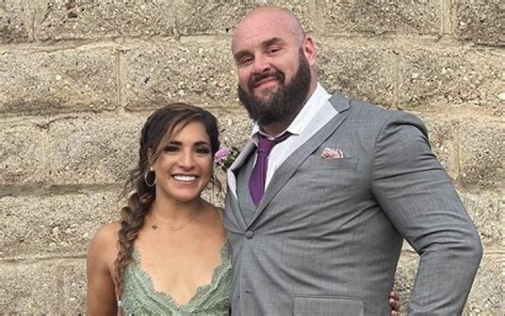 Braun Strowman’s Girlfriend: Who is Braun Strowman Dating?