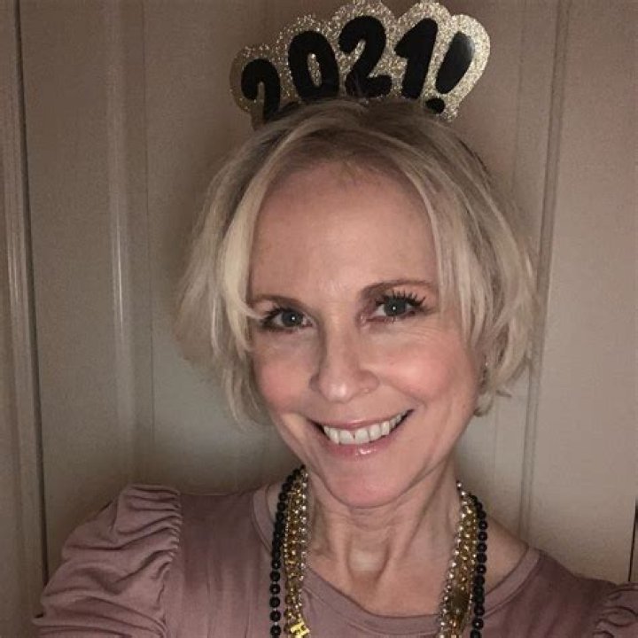 Brooke Theiss - Net Worth, Age, Height, Birthday, Bio, Wiki!