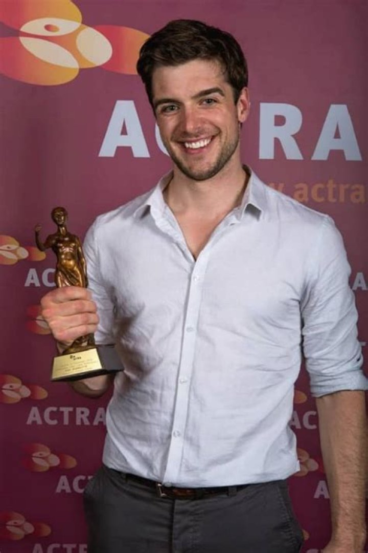 Dan Jeannotte Net Worth, Age, Height, Bio, Birthday, Wiki!