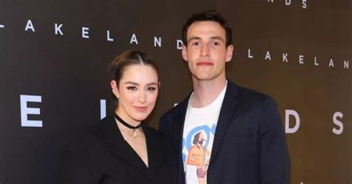 Danielle Galligan (Actress) Ethnicity, Net Worth, Early Life, Height