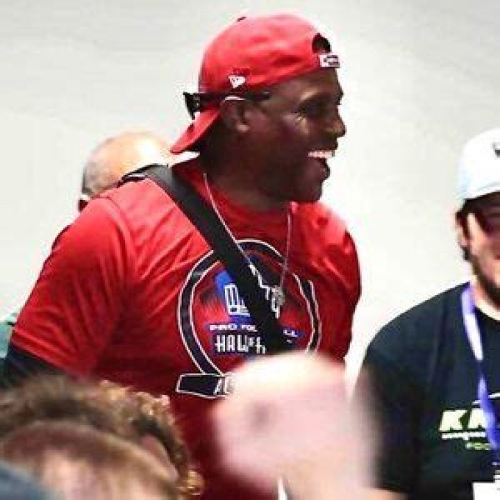 Darryl Pollard - Net Worth, Age, Height, Birthday, Bio, Wiki!