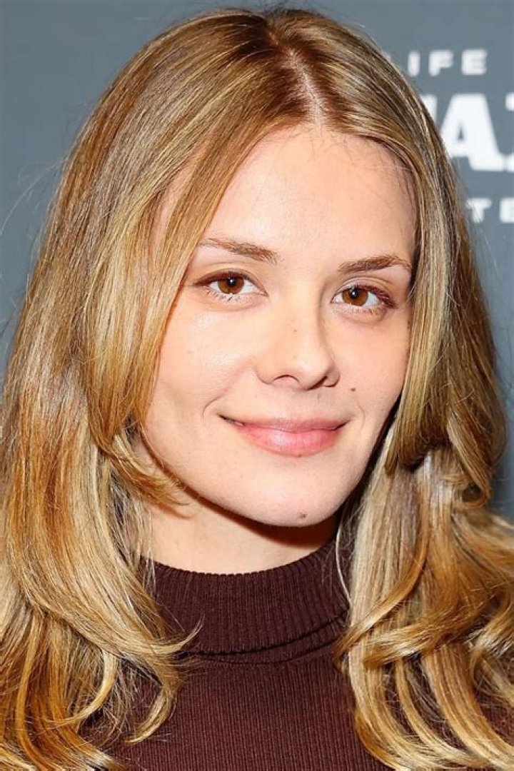 Dasha Nekrasova - Net Worth, Age, Height, Birthday, Bio, Wiki!