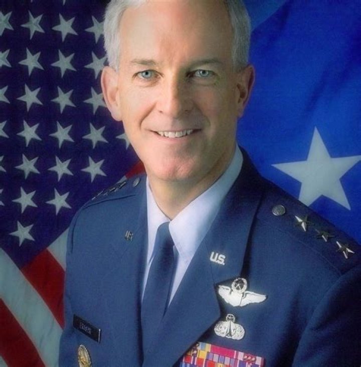 Douglas M. Fraser Net Worth, Age, Height, Bio, Birthday, Wiki!