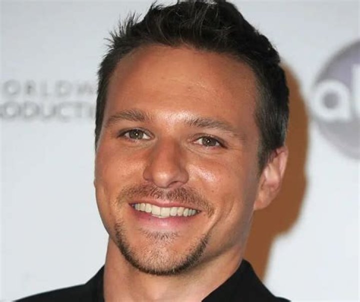 Drew Lachey Net Worth, Age, Height, Bio, Birthday, Wiki!