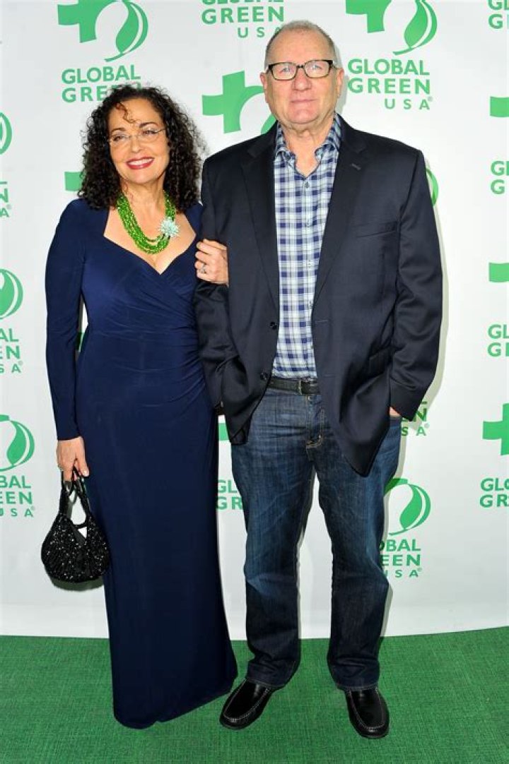 Ed O’Neill’s Girlfriend: Who is Ed O’Neill Dating?