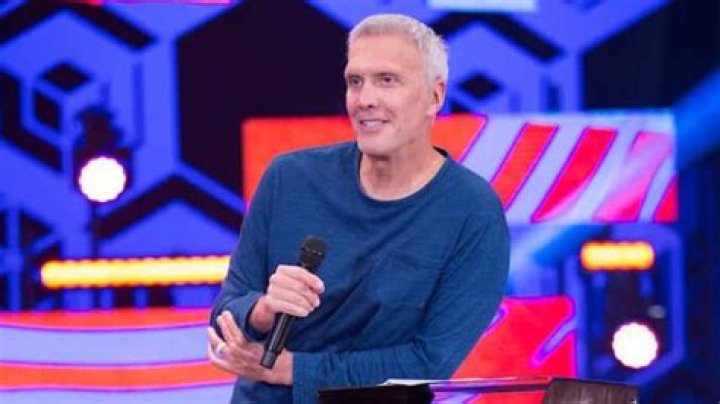 Ed Young Net Worth, Age, Height, Bio, Birthday, Wiki!