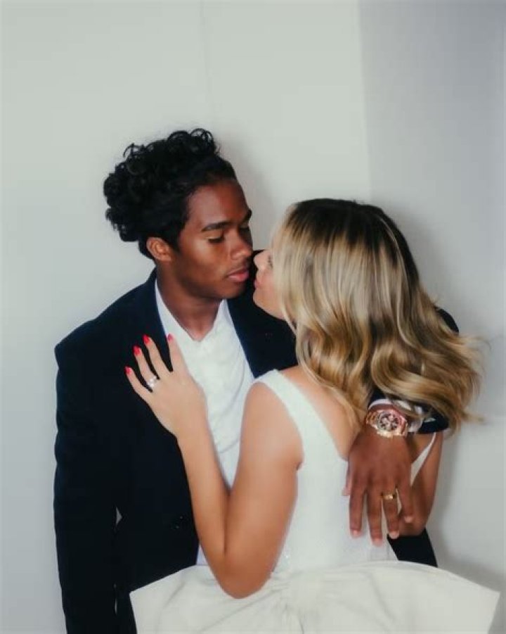 Endrick Girlfriend: Is Endrick Dating?