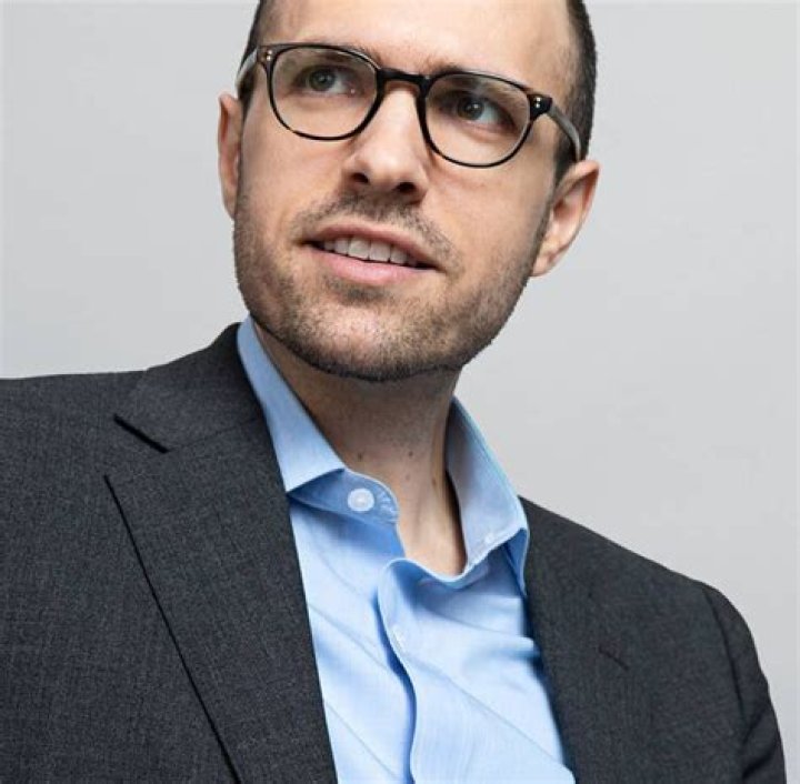 Fame | A. G. Sulzberger net worth and salary income estimation Jan, 2024