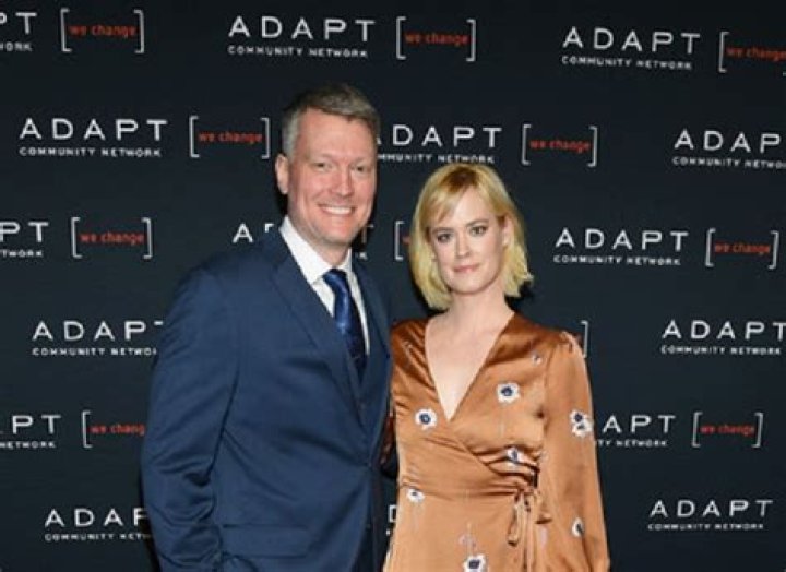 Fame | Abigail Hawk net worth and salary income estimation Jan, 2024