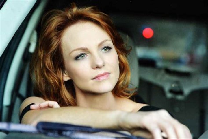 Fame | Anne Leighton net worth and salary income estimation Jan, 2024