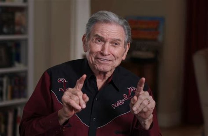 Fame | Burton Gilliam net worth and salary income estimation Jan, 2024