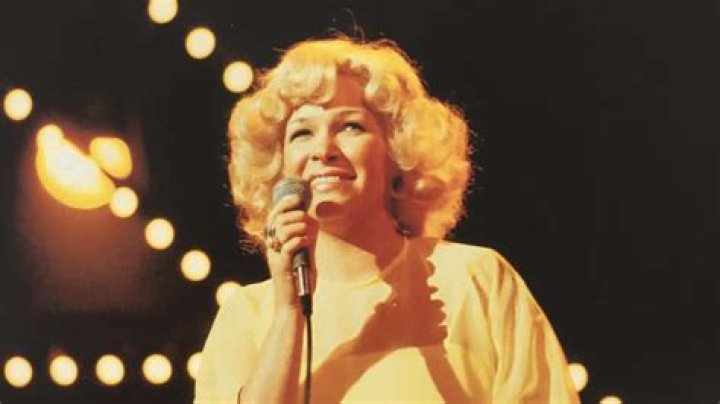 Fame | Carroll Baker (singer) net worth and salary income estimation Apr, 2024