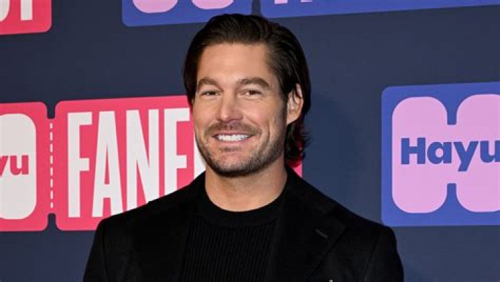 Fame | David Daughtry net worth and salary income estimation Jan, 2024
