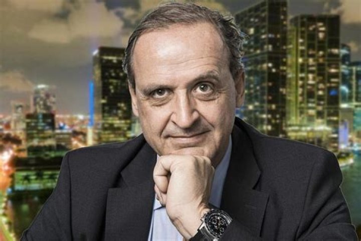 Fame | Florian Homm net worth and salary income estimation Jan, 2024