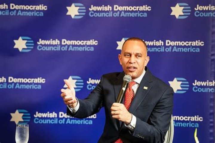 Fame | Hakeem Jeffries net worth and salary income estimation Jan, 2024