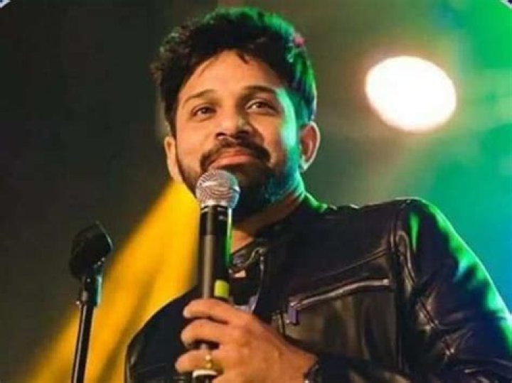 Fame | Karthik (singer) net worth and salary income estimation Apr, 2024