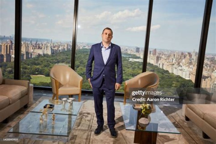 Fame | Michael Stern (real estate developer) net worth and salary income estimation Jan, 2024