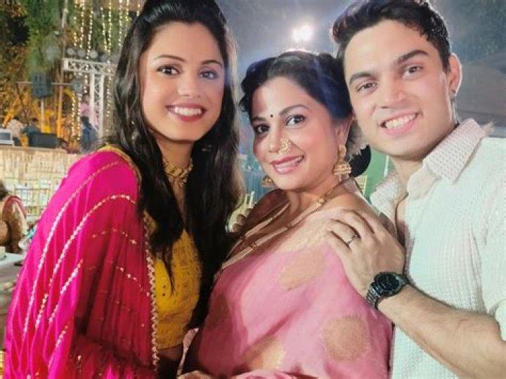 Fame | Sulekha Talwalkar net worth and salary income estimation Apr, 2024