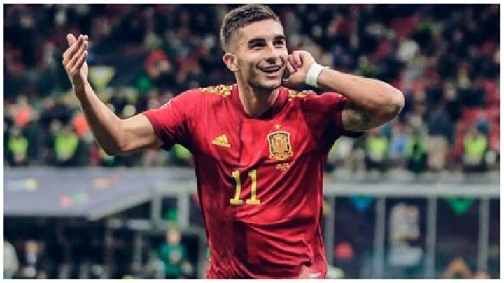 Ferrán Torres Net Worth, Age, Height, Bio, Birthday, Wiki!