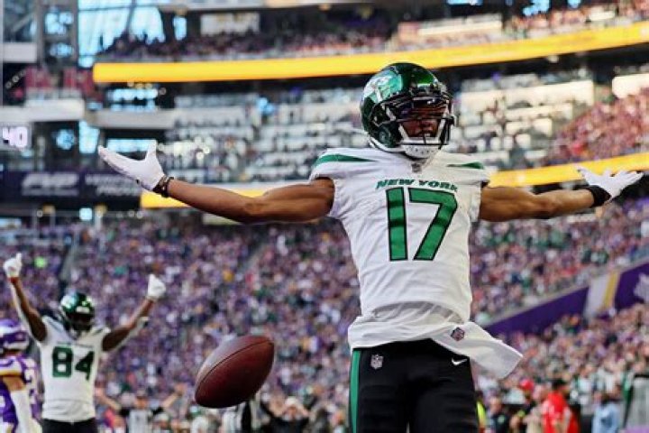 Garrett Wilson Height: How Tall Is Garrett Wilson?