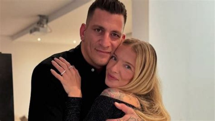 Gzuz’s Girlfriend: Who is Gzuz Dating?