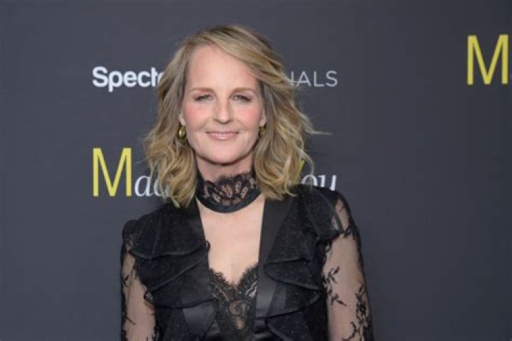 Helen Hunt Net Worth 2024, Age, Height, Bio, Birthday, Wiki!