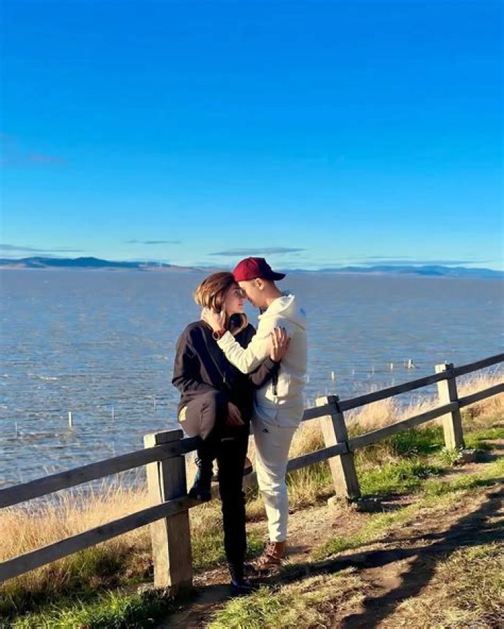 Hilda Vitria Khan’s Girlfriend: Who is Hilda Vitria Khan Dating?