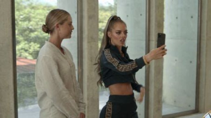 Isabelle Cornish’s Boyfriend: Who is Isabelle Cornish Dating?