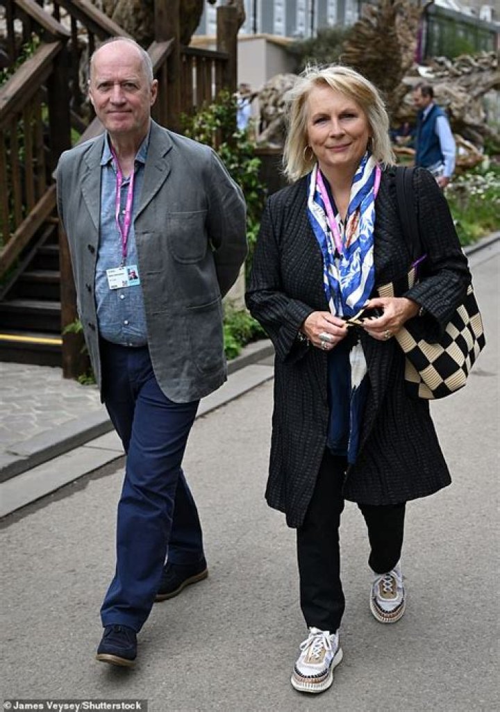 Jennifer Saunders’s Husband: Who is Jennifer Saunders Dating?