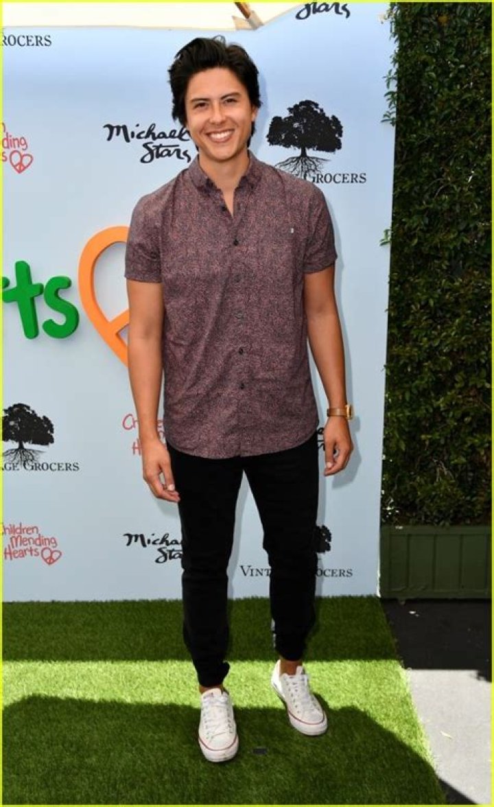 Jordan Connor - Net Worth, Age, Height, Birthday, Bio, Wiki!