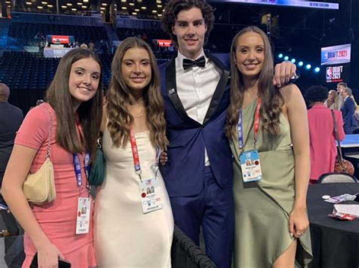 Josh Giddey Siblings: Meet Hannah