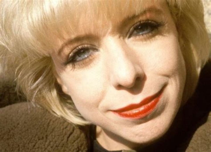Julee Cruise Net Worth, Age, Height, Bio, Birthday, Wiki!