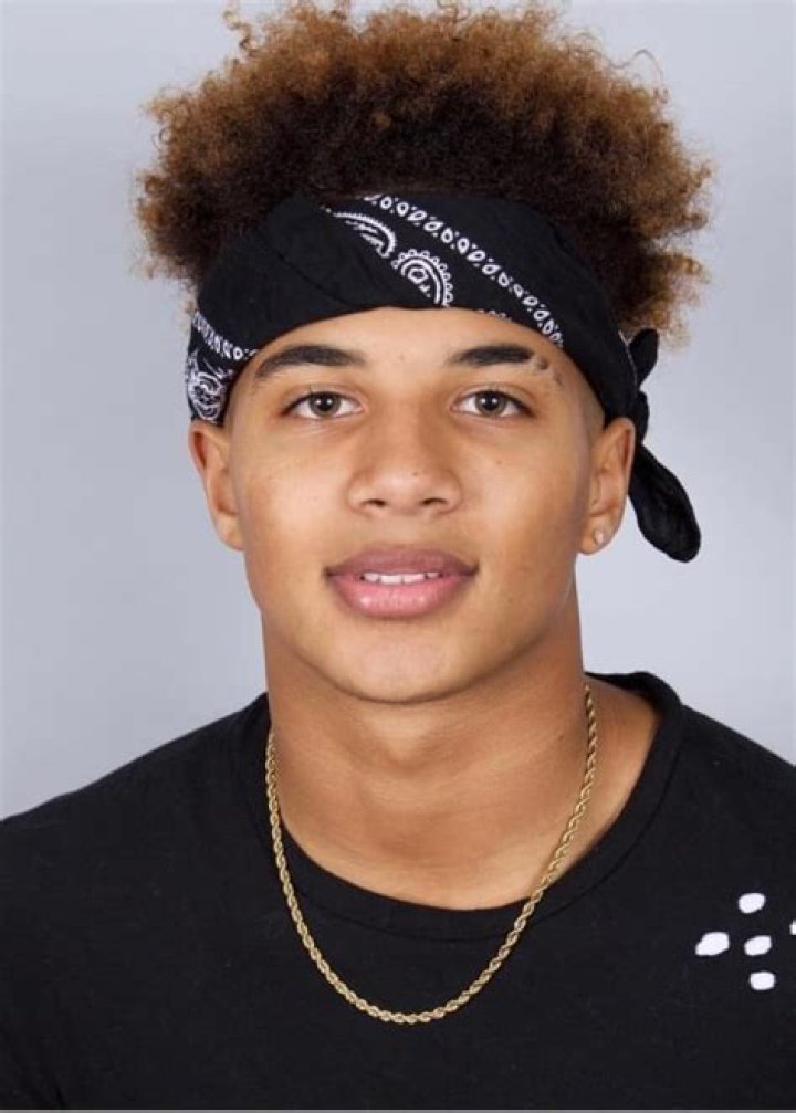 Justin Bradford Net Worth, Age, Height, Bio, Birthday, Wiki!