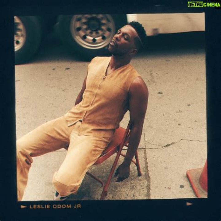 Leslie Odom Jr- Wiki, Bio, Age, Height, Net Worth, Wife
