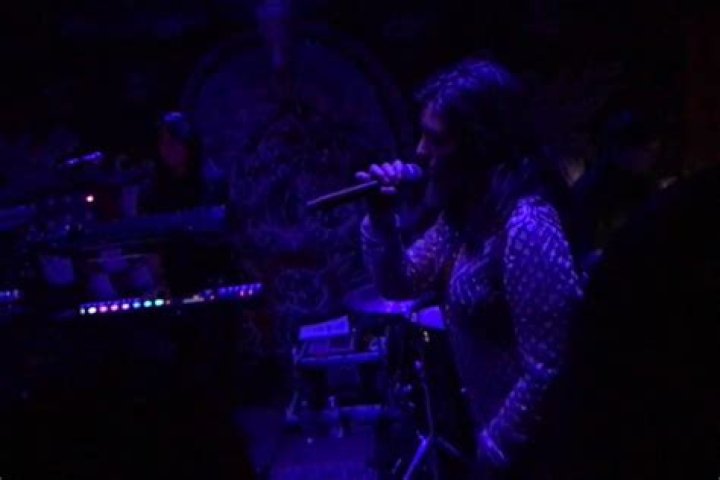 Lorde Plays Surprise Gig In Los Angeles