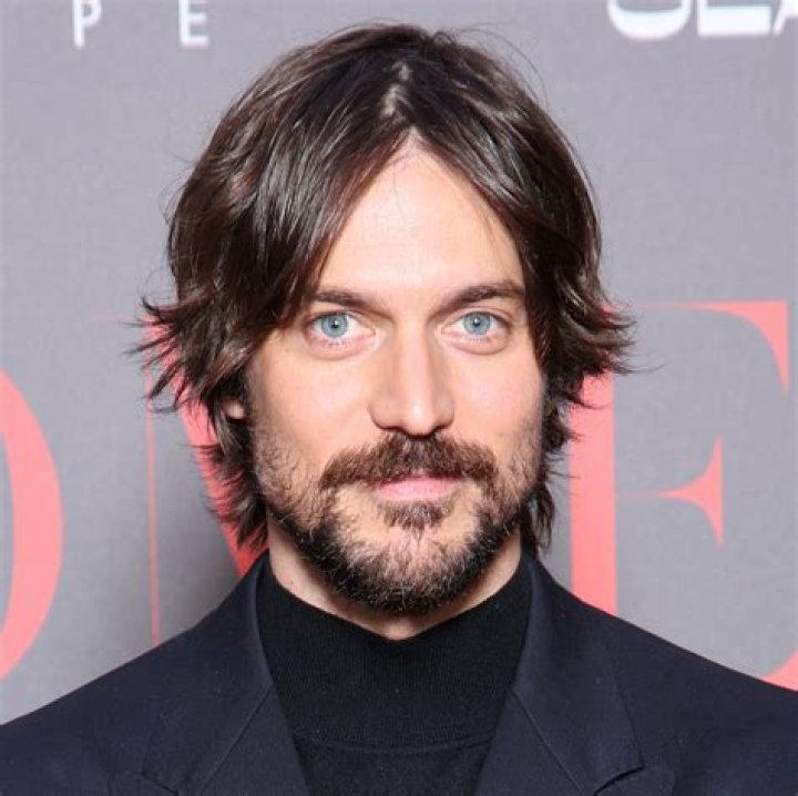 Lucas Bravo Bio, Age, Children, Husband, Parents, Net Worth
