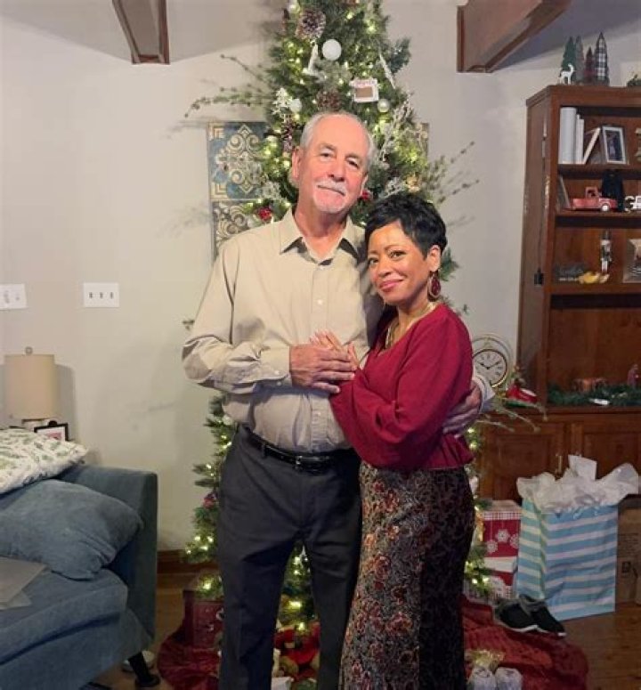 Luis Pons Age: 10 Facts on Lele Pons Father