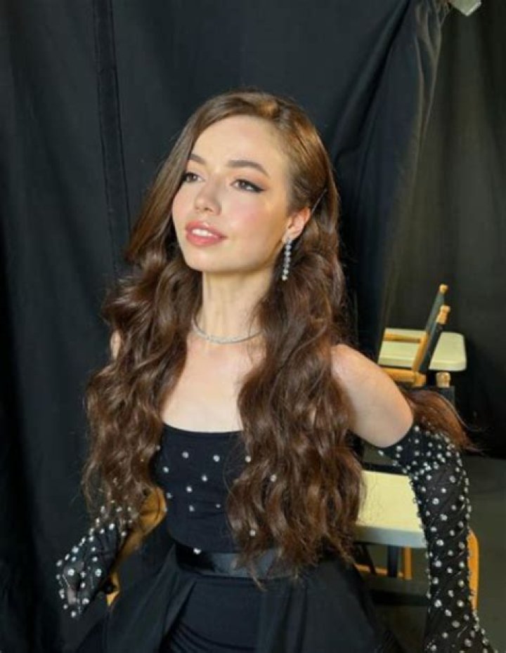 Mara Justine Net Worth, Age, Height, Bio, Birthday, Wiki!
