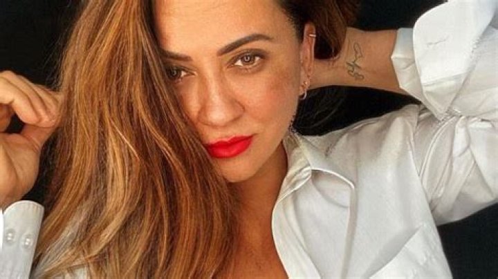 Mishel Karen- Age, Net Worth, Husband, Marriage, Height, Career
