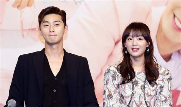 Park Ji-won’s Girlfriend: Who is Park Ji-won Dating?
