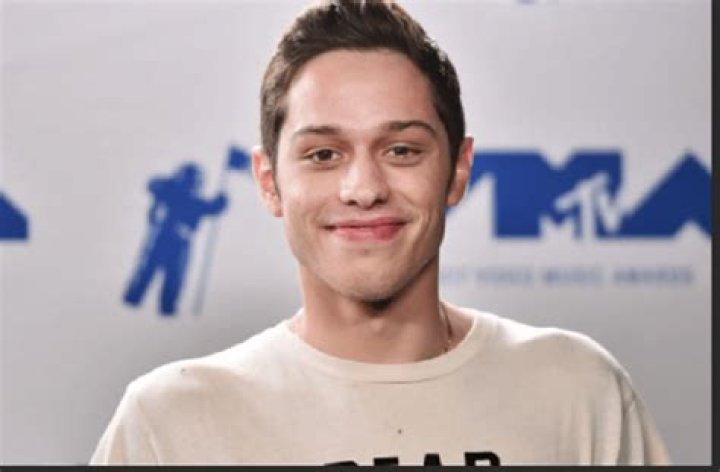 Pete Davidson- Age, Net Worth, Height, Girlfriend, Career, Ethnicity